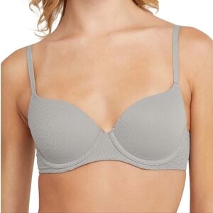 Hanes Women's ComfortFlex Fit Easywire T-Shirt Bra,